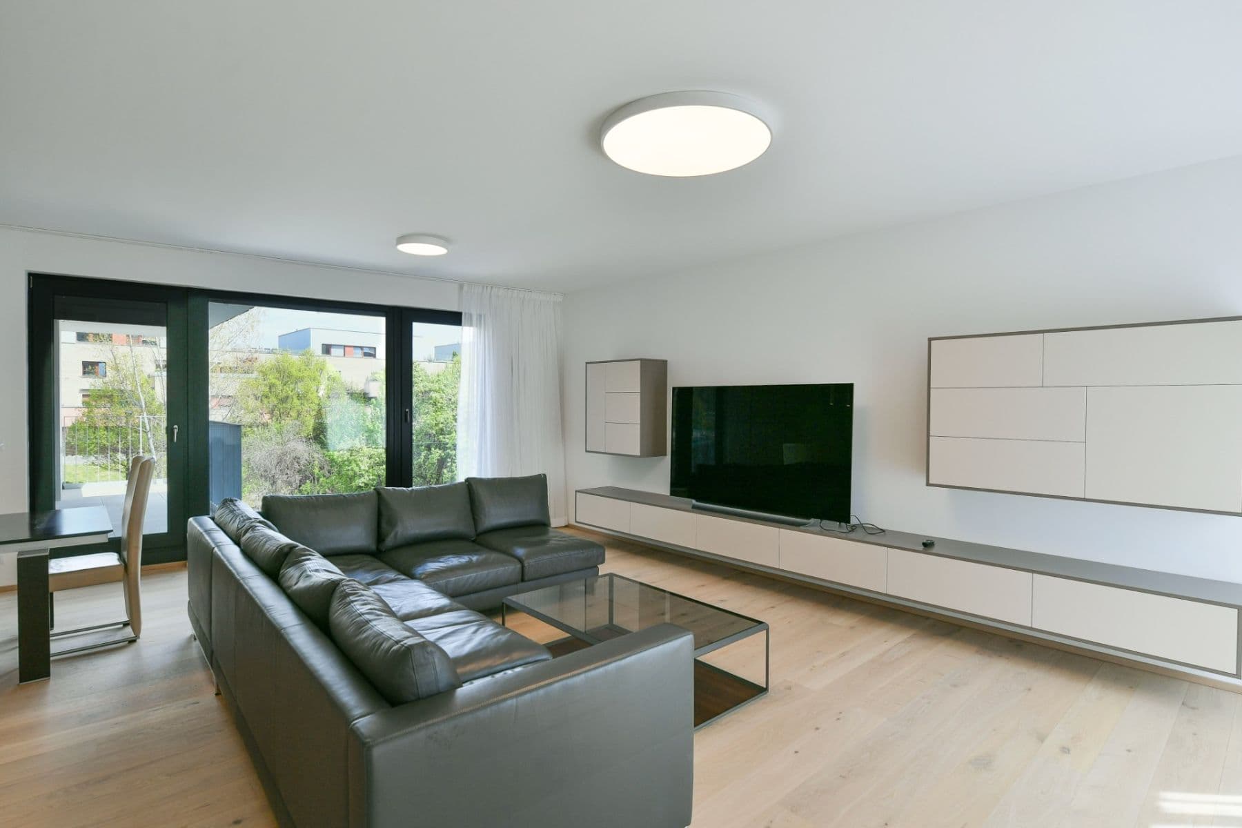 2 bedroom with open-plan kitchen flat to rent, 115 m², Michelská, Prague, Prague 2 bedroom with open-plan kitchen flat to rent, 115 m², Michelská, Prague, Prague