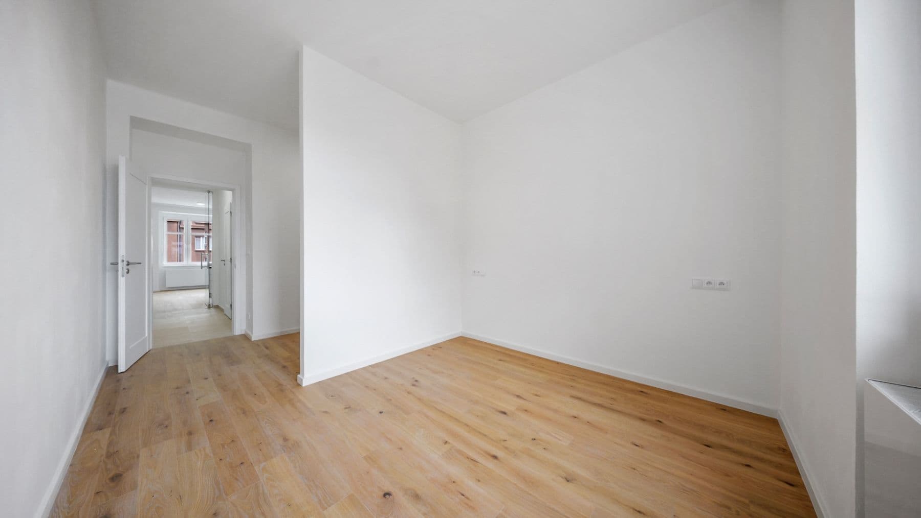1 bedroom with open-plan kitchen flat to rent, 55 m², Jeseniova, Prague, Prague 1 bedroom with open-plan kitchen flat to rent, 55 m², Jeseniova, Prague, Prague