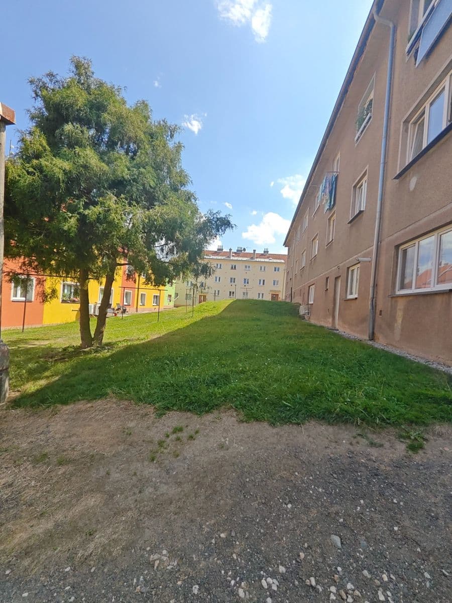 Studio flat to rent, 34 m², Zámecká, Kynšperk nad Ohří, Karlovarský Region Studio flat to rent, 34 m², Zámecká, Kynšperk nad Ohří, Karlovarský Region