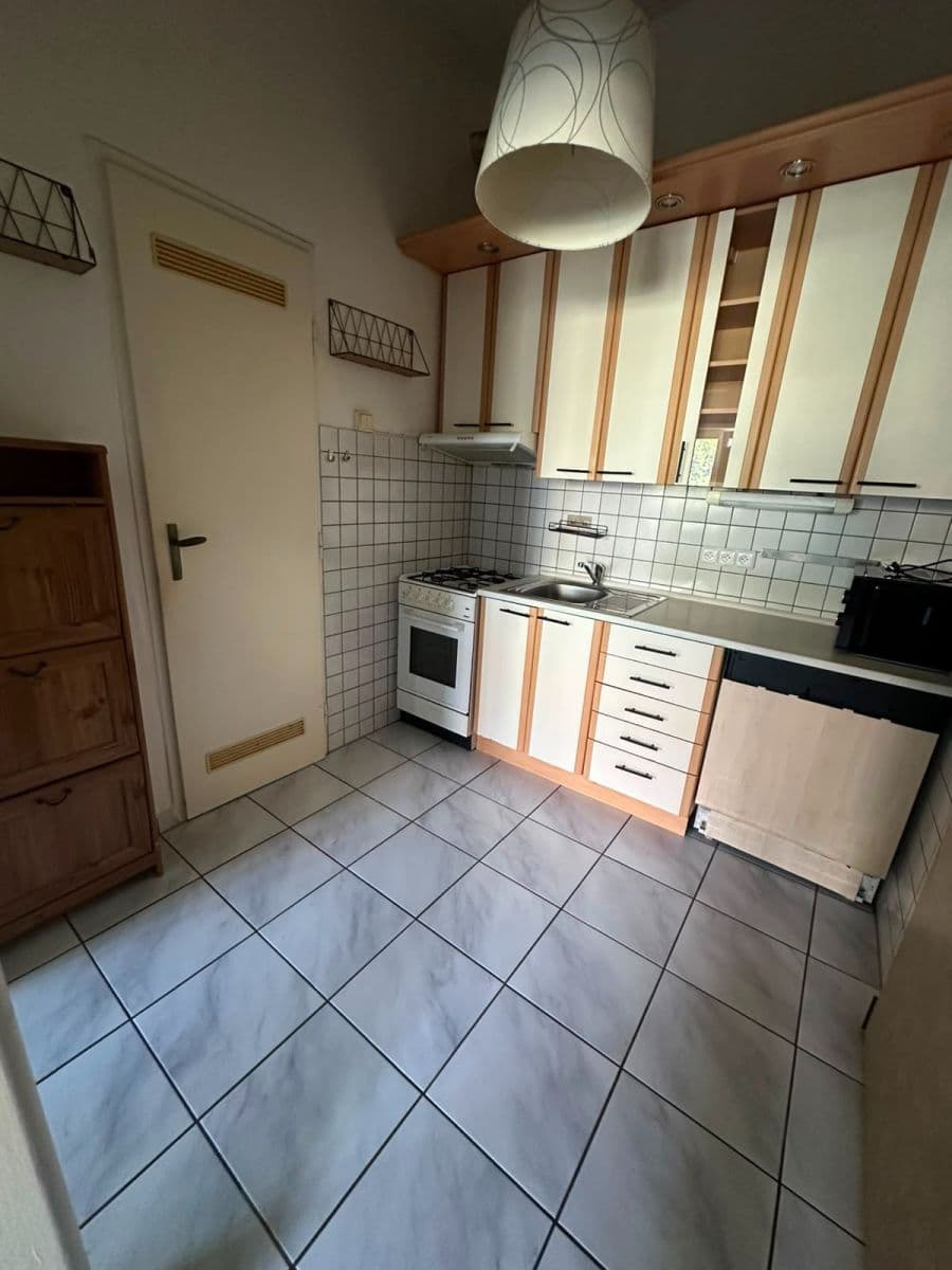 2 bedroom flat to rent, 48 m², Vrchlického, Prague, Prague 2 bedroom flat to rent, 48 m², Vrchlického, Prague, Prague