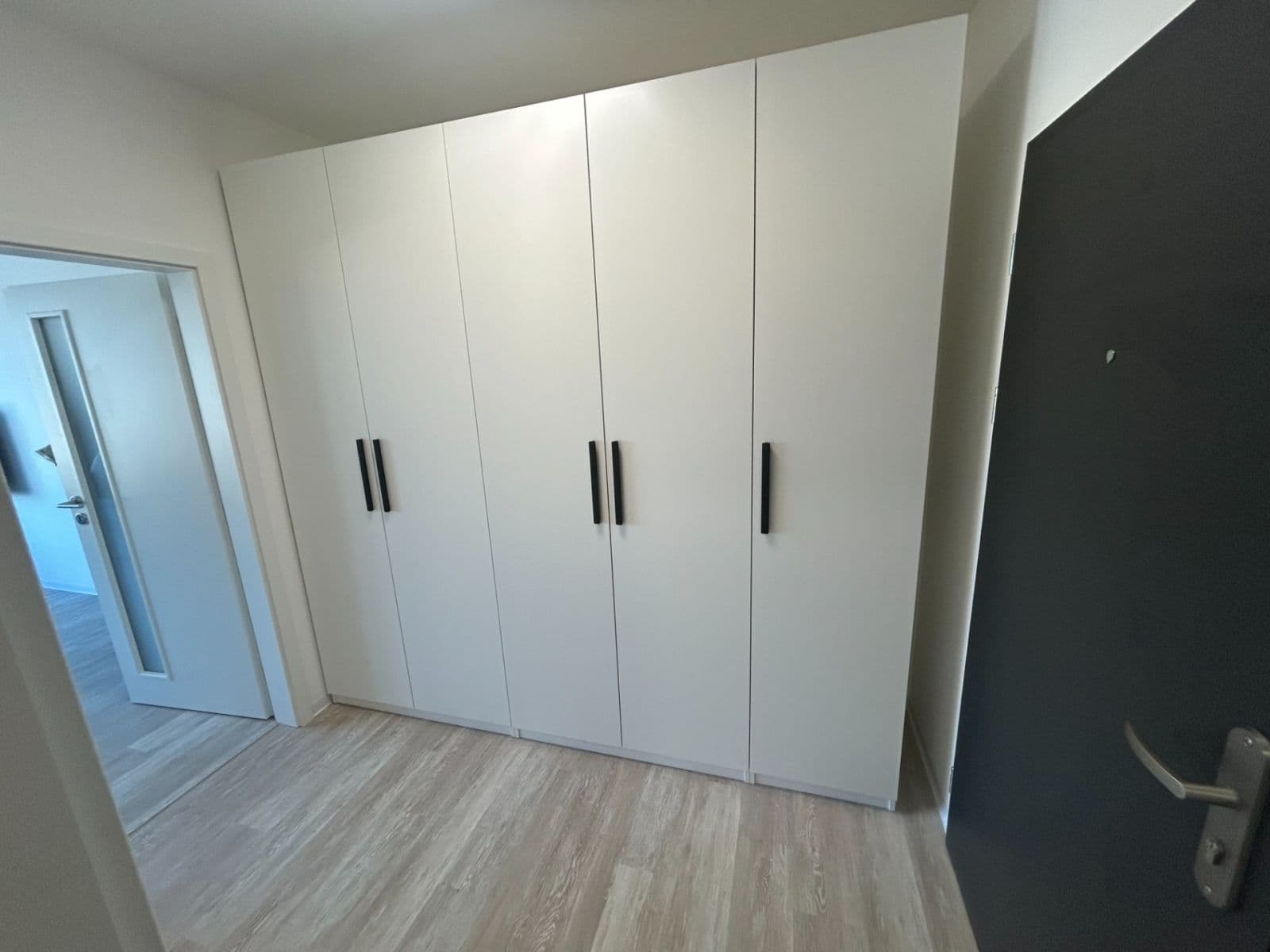 Studio flat to rent, 39 m², Pražská, Velké Přílepy, Středočeský Region Studio flat to rent, 39 m², Pražská, Velké Přílepy, Středočeský Region