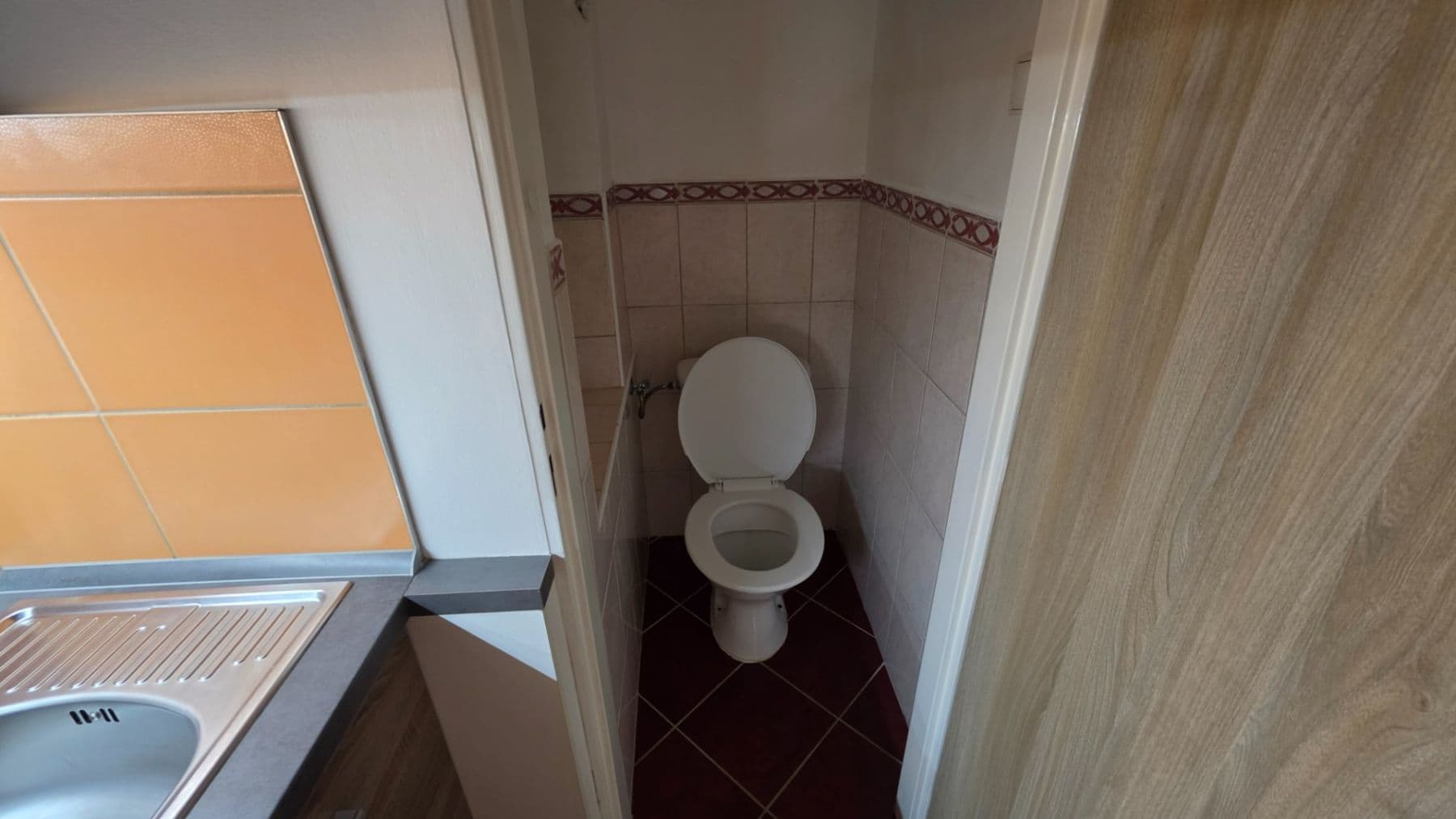 1 bedroom with open-plan kitchen flat to rent, 42 m², Vrchlického, Prague, Prague 1 bedroom with open-plan kitchen flat to rent, 42 m², Vrchlického, Prague, Prague