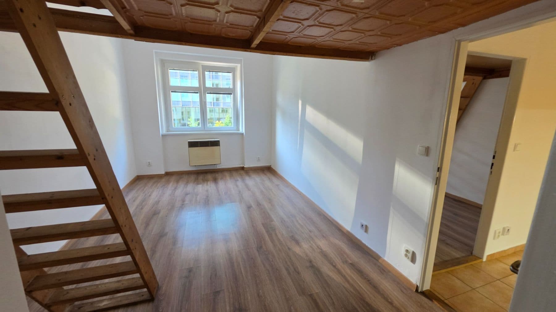 1 bedroom with open-plan kitchen flat to rent, 42 m², Vrchlického, Prague, Prague 1 bedroom with open-plan kitchen flat to rent, 42 m², Vrchlického, Prague, Prague