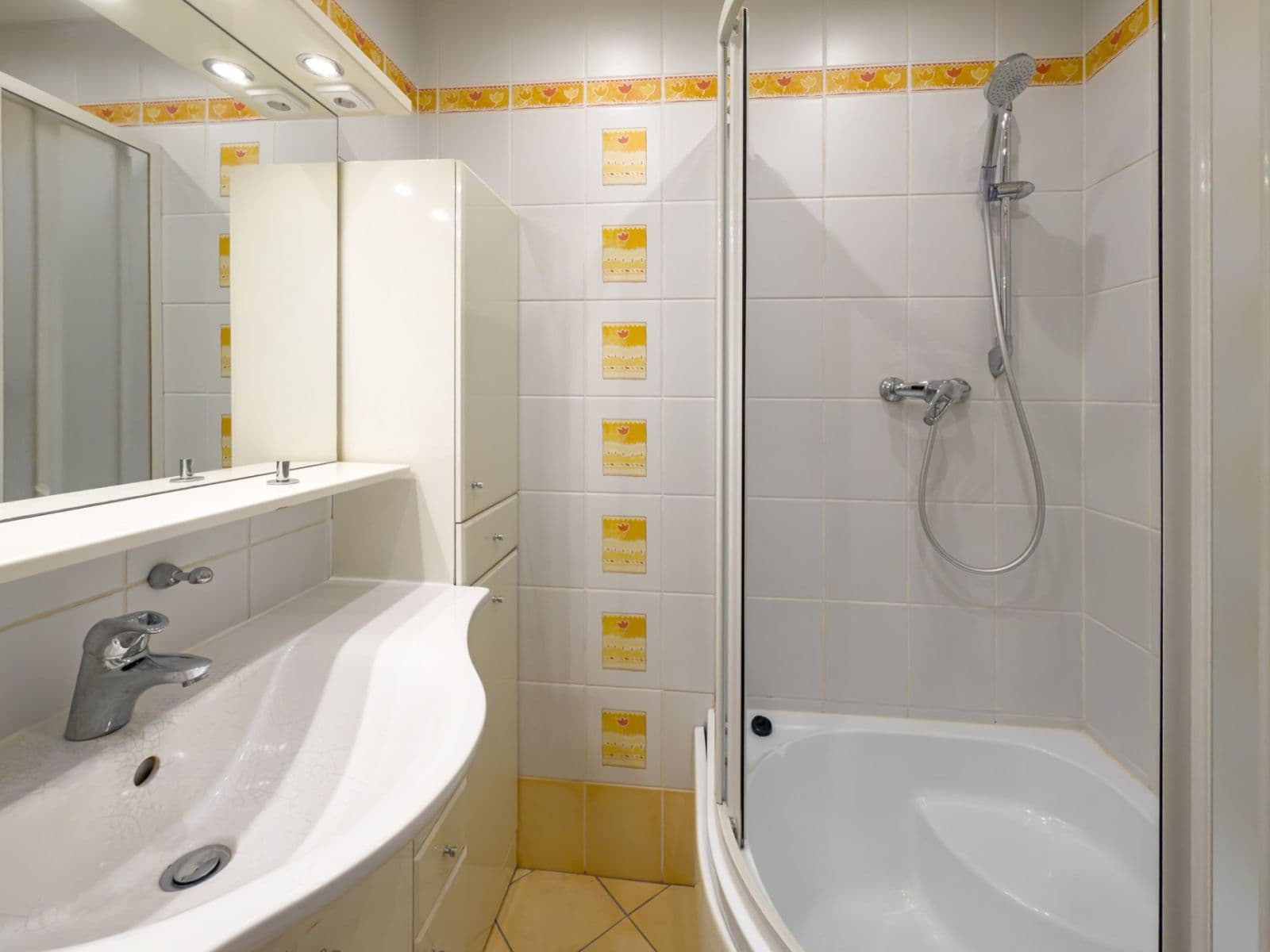 3 bedroom flat to rent, 66 m², Travná, Prague, Prague 3 bedroom flat to rent, 66 m², Travná, Prague, Prague