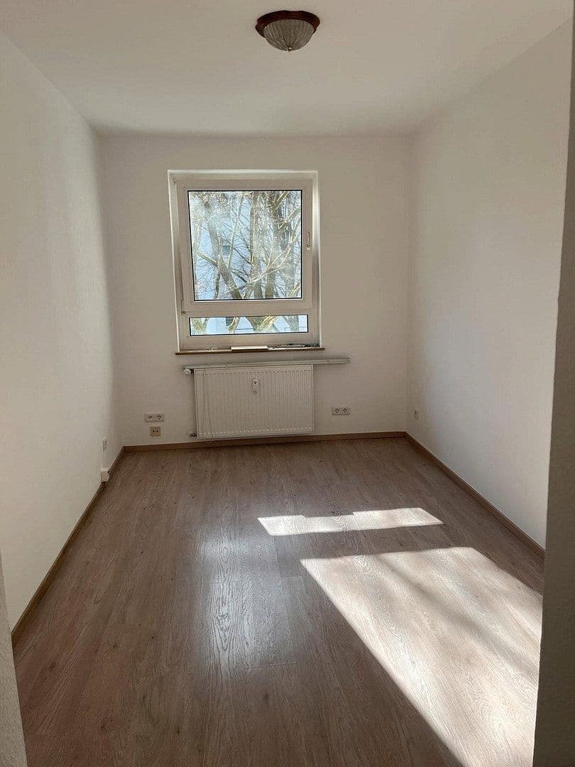 3 bedroom flat for sale, 69 m², Heuchelheimer Straße 168, Bad Homburg vor der Höhe, Hesse 3 bedroom flat for sale, 69 m², Heuchelheimer Straße 168, Bad Homburg vor der Höhe, Hesse