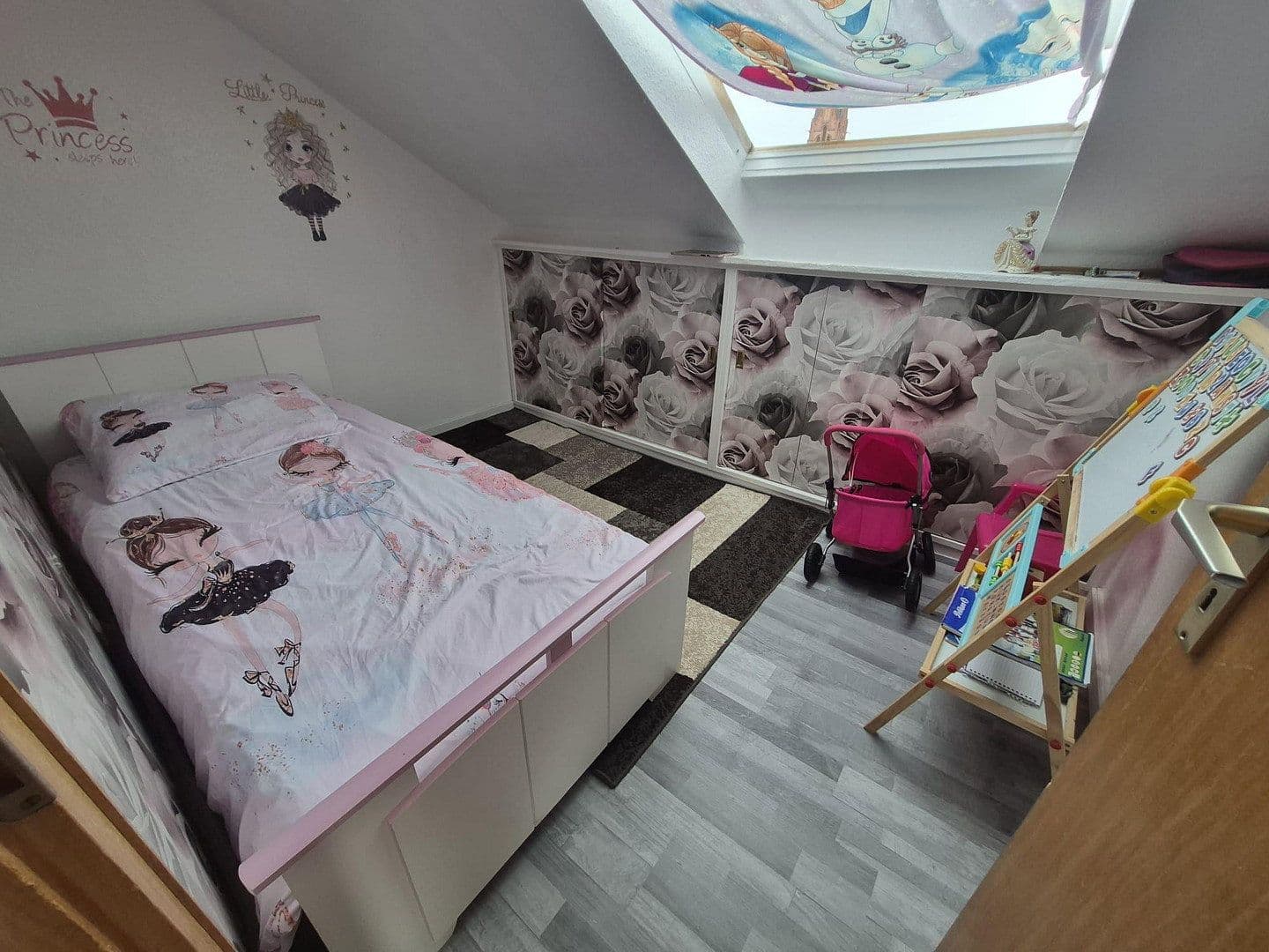 3 bedroom with open-plan kitchen flat to rent, 86 m², Neumeyerstr. 5, Remscheid, North Rhine-Westphalia 3 bedroom with open-plan kitchen flat to rent, 86 m², Neumeyerstr. 5, Remscheid, North Rhine-Westphalia