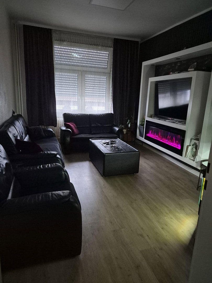 3 bedroom with open-plan kitchen flat to rent, 86 m², Neumeyerstr. 5, Remscheid, North Rhine-Westphalia 3 bedroom with open-plan kitchen flat to rent, 86 m², Neumeyerstr. 5, Remscheid, North Rhine-Westphalia