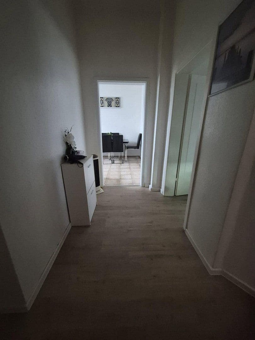 3 bedroom with open-plan kitchen flat to rent, 86 m², Neumeyerstr. 5, Remscheid, North Rhine-Westphalia 3 bedroom with open-plan kitchen flat to rent, 86 m², Neumeyerstr. 5, Remscheid, North Rhine-Westphalia