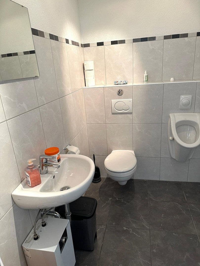 non-residential property for sale, 3,166 m², Detmold, North Rhine-Westphalia non-residential property for sale, 3,166 m², Detmold, North Rhine-Westphalia