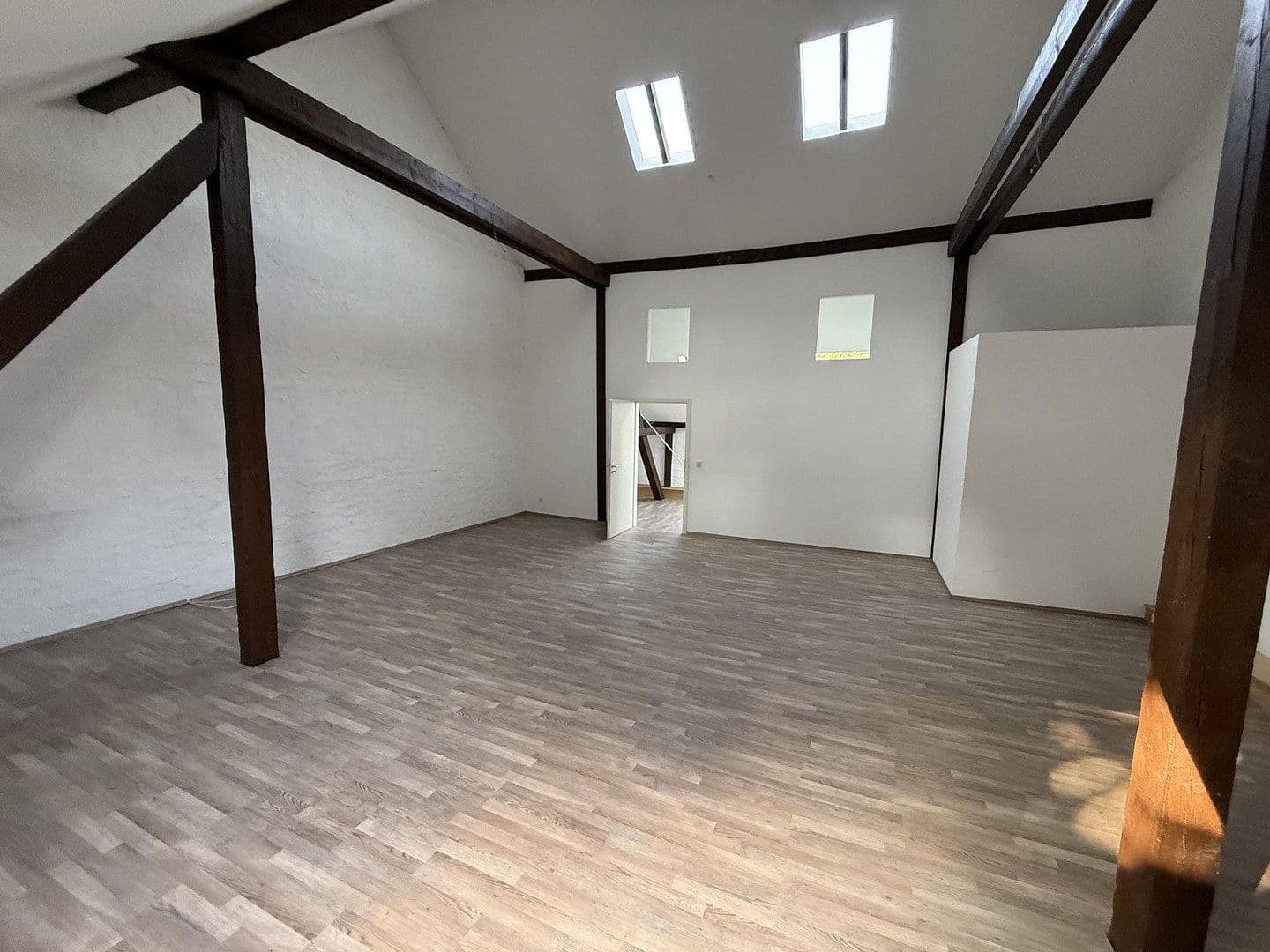 office to rent, 74 m², Oberbenrader Straße 51, Krefeld, North Rhine-Westphalia office to rent, 74 m², Oberbenrader Straße 51, Krefeld, North Rhine-Westphalia