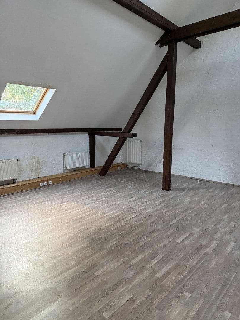 office to rent, 74 m², Oberbenrader Straße 51, Krefeld, North Rhine-Westphalia office to rent, 74 m², Oberbenrader Straße 51, Krefeld, North Rhine-Westphalia