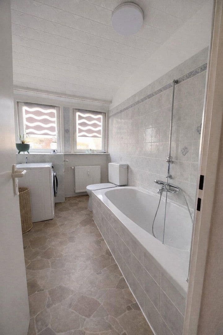 3 bedroom flat to rent, 75 m², Goldbach, Bavaria 3 bedroom flat to rent, 75 m², Goldbach, Bavaria