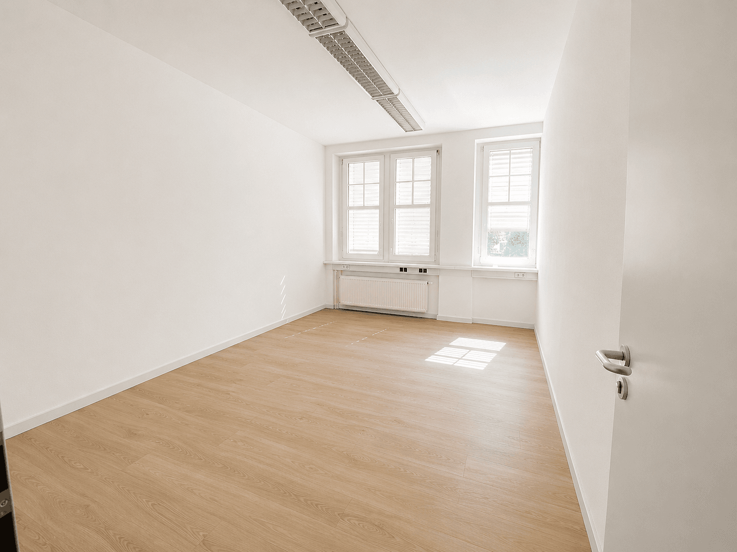 office to rent, 145 m², Dresdner Str. 72, Freital, Saxony office to rent, 145 m², Dresdner Str. 72, Freital, Saxony