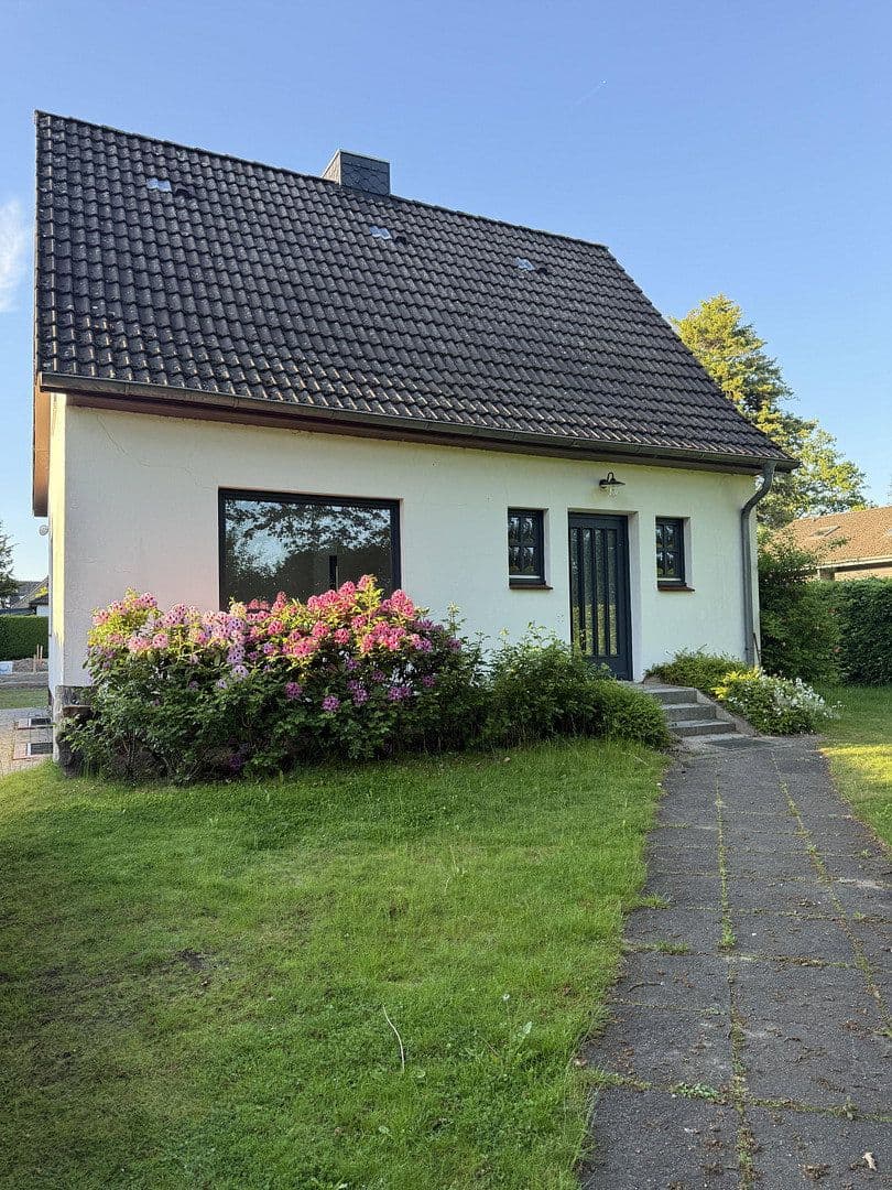 house for sale, 92 m², Bramkampredder 110, Ammersbek, Schleswig-Holstein house for sale, 92 m², Bramkampredder 110, Ammersbek, Schleswig-Holstein
