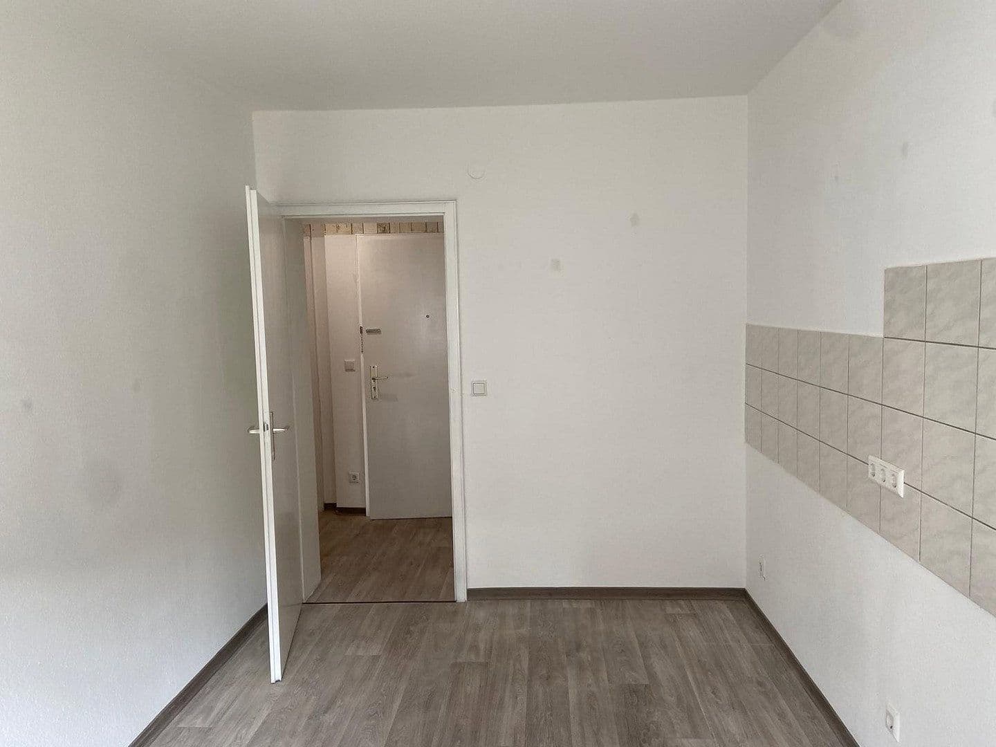 2 bedroom flat to rent, 62 m², Hockenheim, Baden-Württemberg 2 bedroom flat to rent, 62 m², Hockenheim, Baden-Württemberg