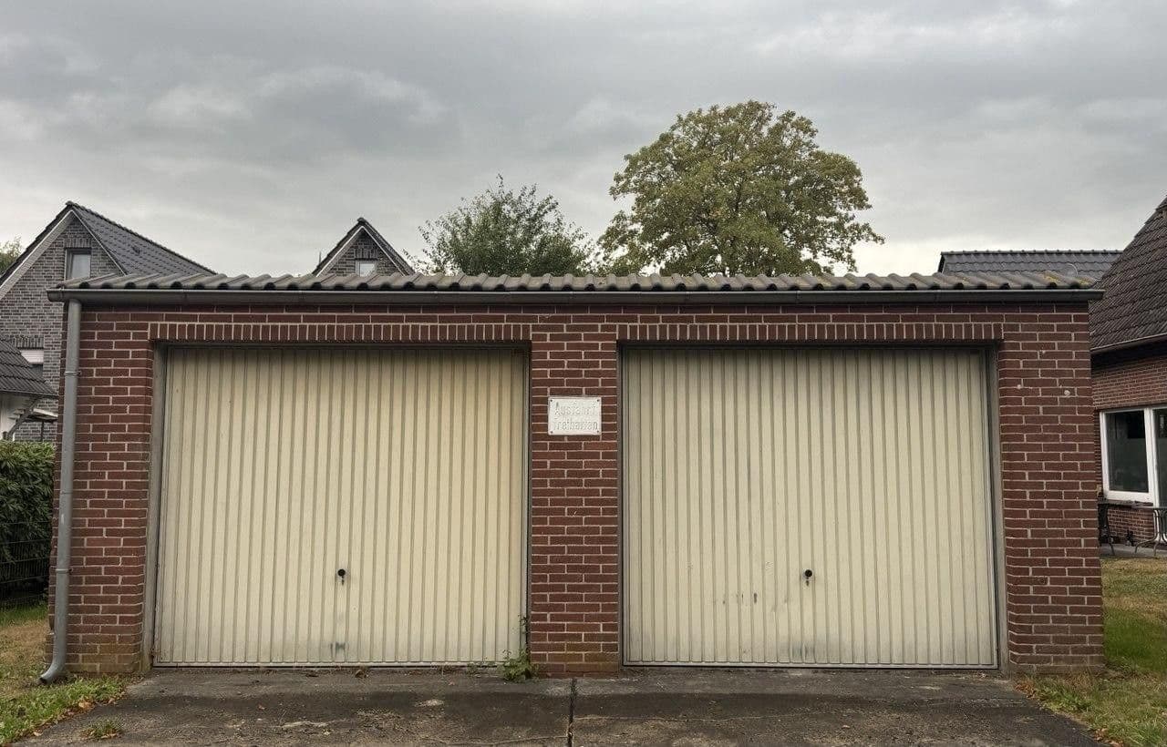 garage to rent, 0 m², Sonnenweg 2, Hude (Oldenburg), Lower Saxony garage to rent, 0 m², Sonnenweg 2, Hude (Oldenburg), Lower Saxony