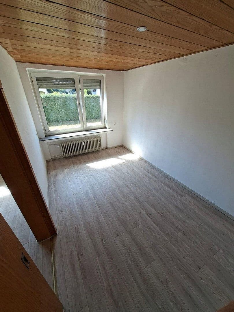 4 bedroom flat to rent, 90 m², Großkrotzenburg, Hesse 4 bedroom flat to rent, 90 m², Großkrotzenburg, Hesse