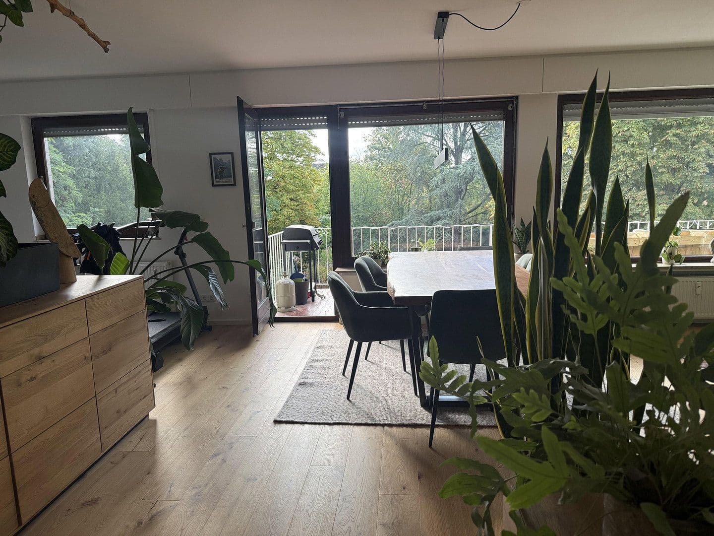 2 bedroom with open-plan kitchen flat to rent, 100 m², Köln, North Rhine-Westphalia 2 bedroom with open-plan kitchen flat to rent, 100 m², Köln, North Rhine-Westphalia
