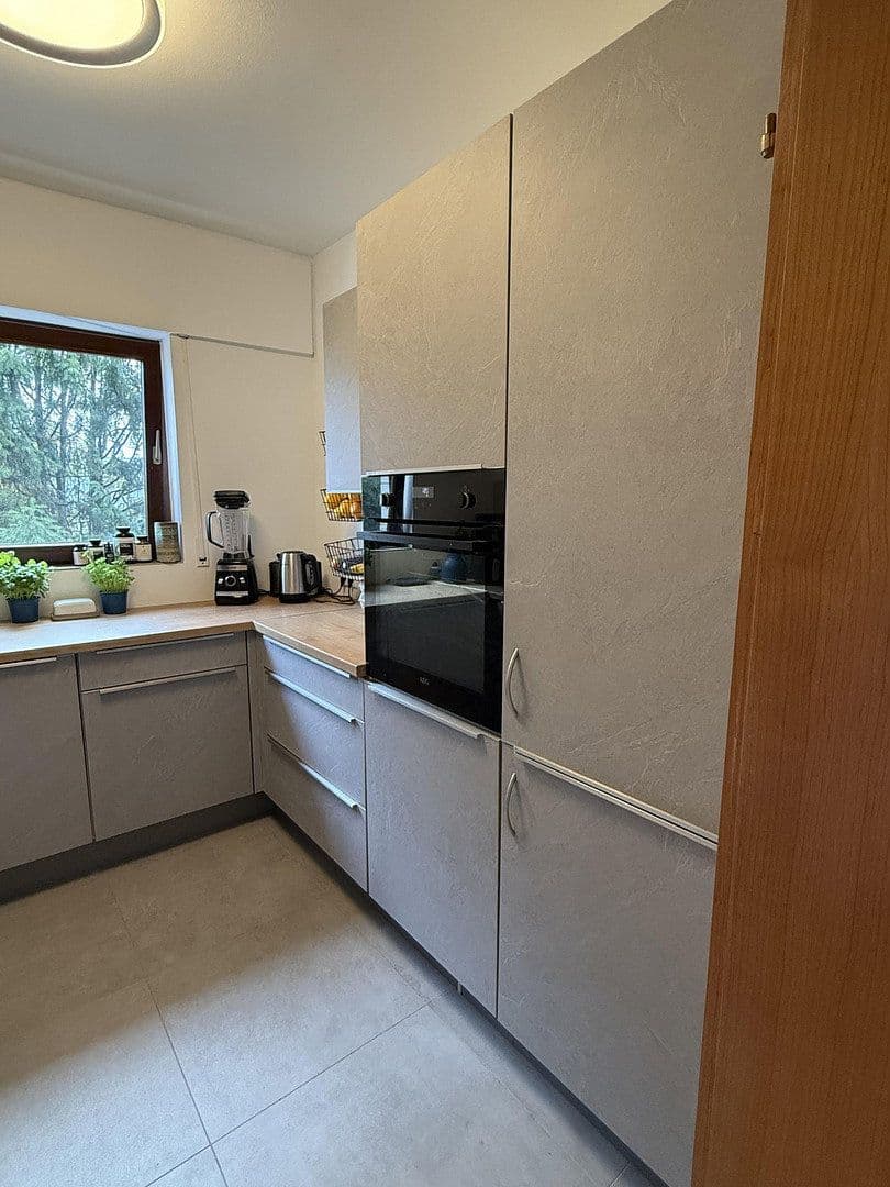 2 bedroom with open-plan kitchen flat to rent, 100 m², Köln, North Rhine-Westphalia 2 bedroom with open-plan kitchen flat to rent, 100 m², Köln, North Rhine-Westphalia