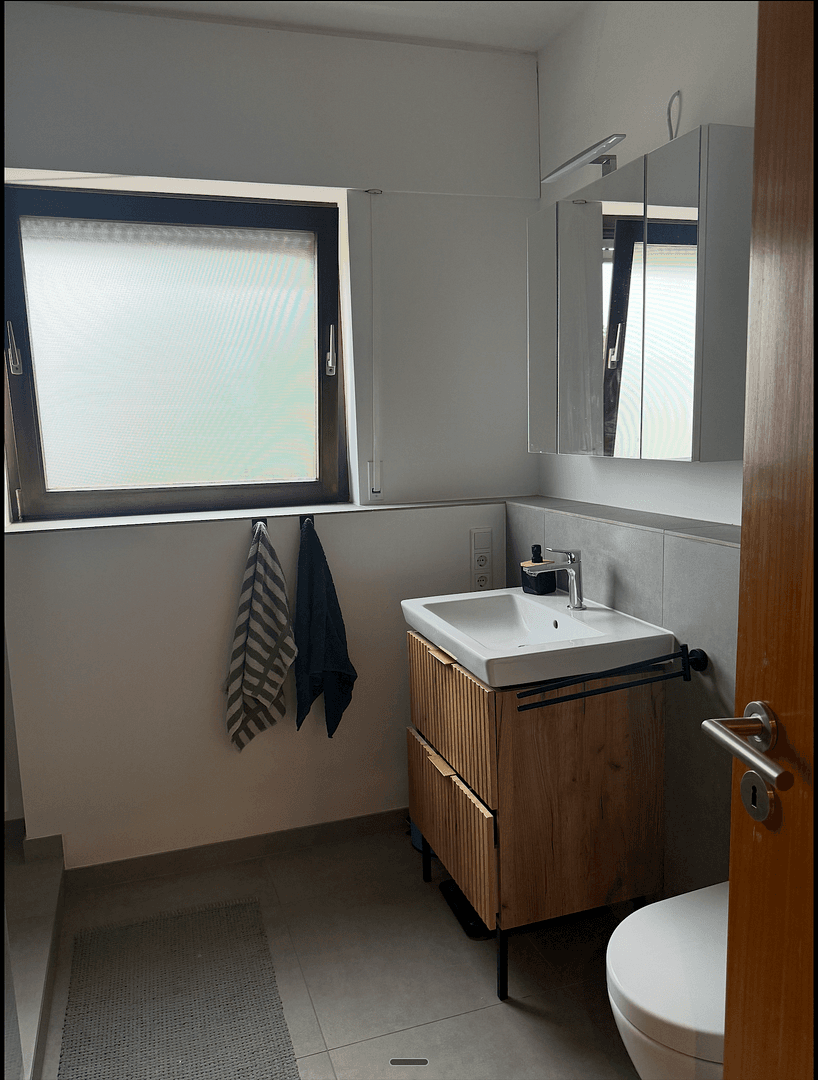 2 bedroom with open-plan kitchen flat to rent, 100 m², Köln, North Rhine-Westphalia 2 bedroom with open-plan kitchen flat to rent, 100 m², Köln, North Rhine-Westphalia