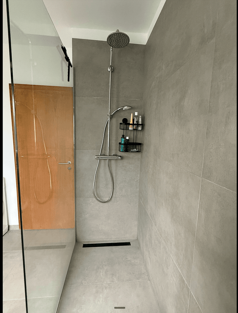 2 bedroom with open-plan kitchen flat to rent, 100 m², Köln, North Rhine-Westphalia 2 bedroom with open-plan kitchen flat to rent, 100 m², Köln, North Rhine-Westphalia