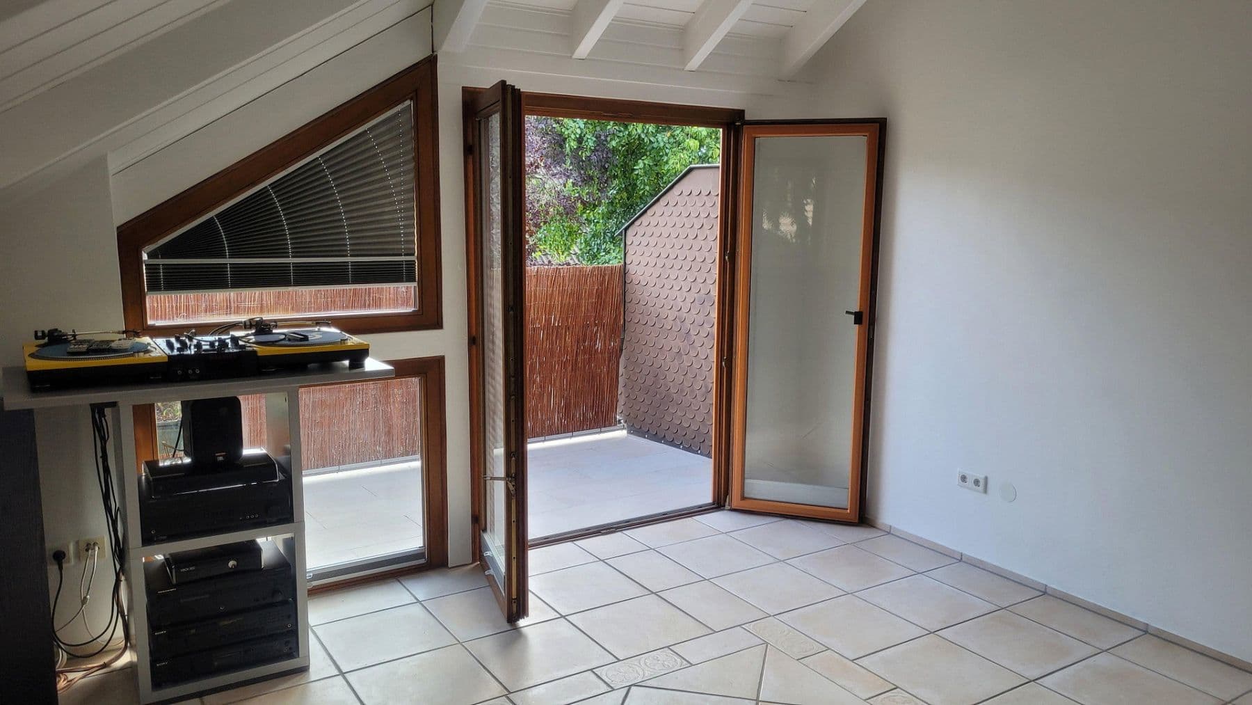 2 bedroom with open-plan kitchen flat for sale, 128 m², Rüsselsheim am Main, Hesse 2 bedroom with open-plan kitchen flat for sale, 128 m², Rüsselsheim am Main, Hesse