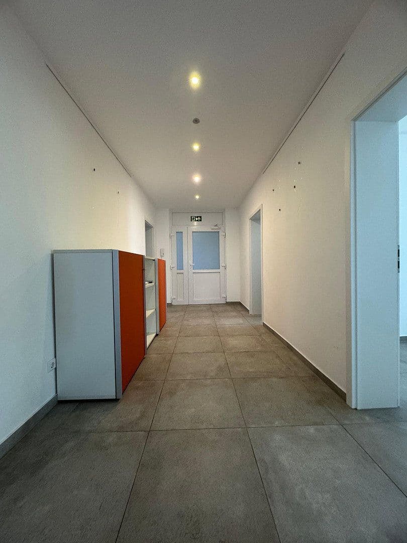 office to rent, 110 m², Stuttgart, Baden-Württemberg office to rent, 110 m², Stuttgart, Baden-Württemberg