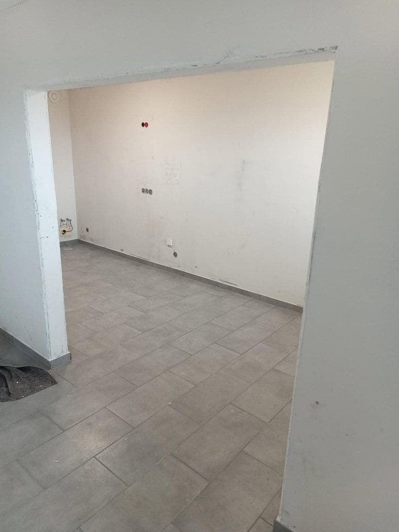 2 bedroom with open-plan kitchen flat to rent, 91 m², Im Mainfeld 23, Frankfurt, Hesse 2 bedroom with open-plan kitchen flat to rent, 91 m², Im Mainfeld 23, Frankfurt, Hesse