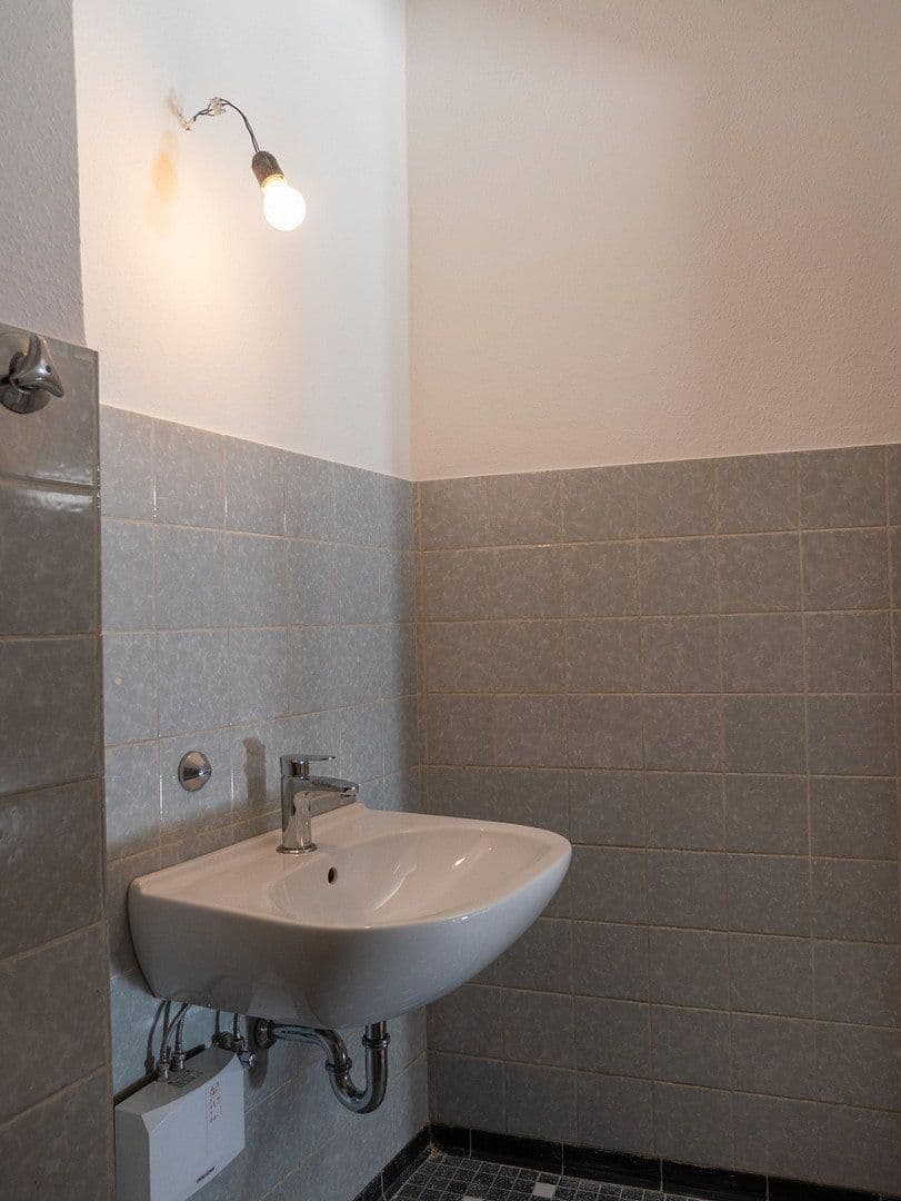 4 bedroom flat to rent, 91 m², Burgstraße 20, Duisburg, North Rhine-Westphalia 4 bedroom flat to rent, 91 m², Burgstraße 20, Duisburg, North Rhine-Westphalia