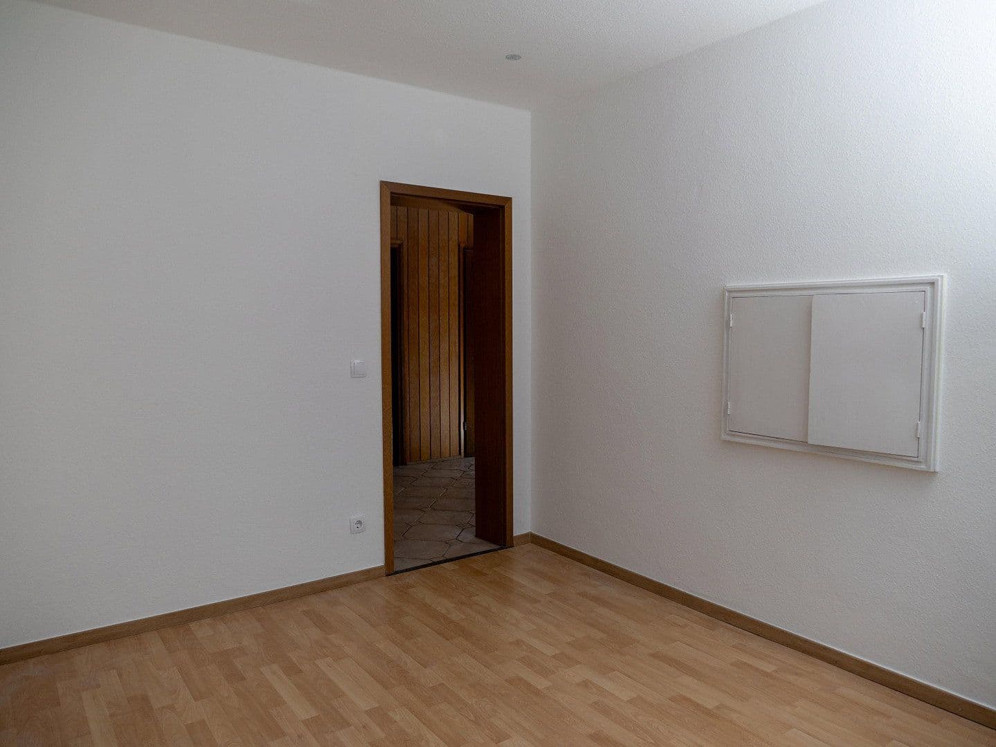 4 bedroom flat to rent, 91 m², Burgstraße 20, Duisburg, North Rhine-Westphalia 4 bedroom flat to rent, 91 m², Burgstraße 20, Duisburg, North Rhine-Westphalia