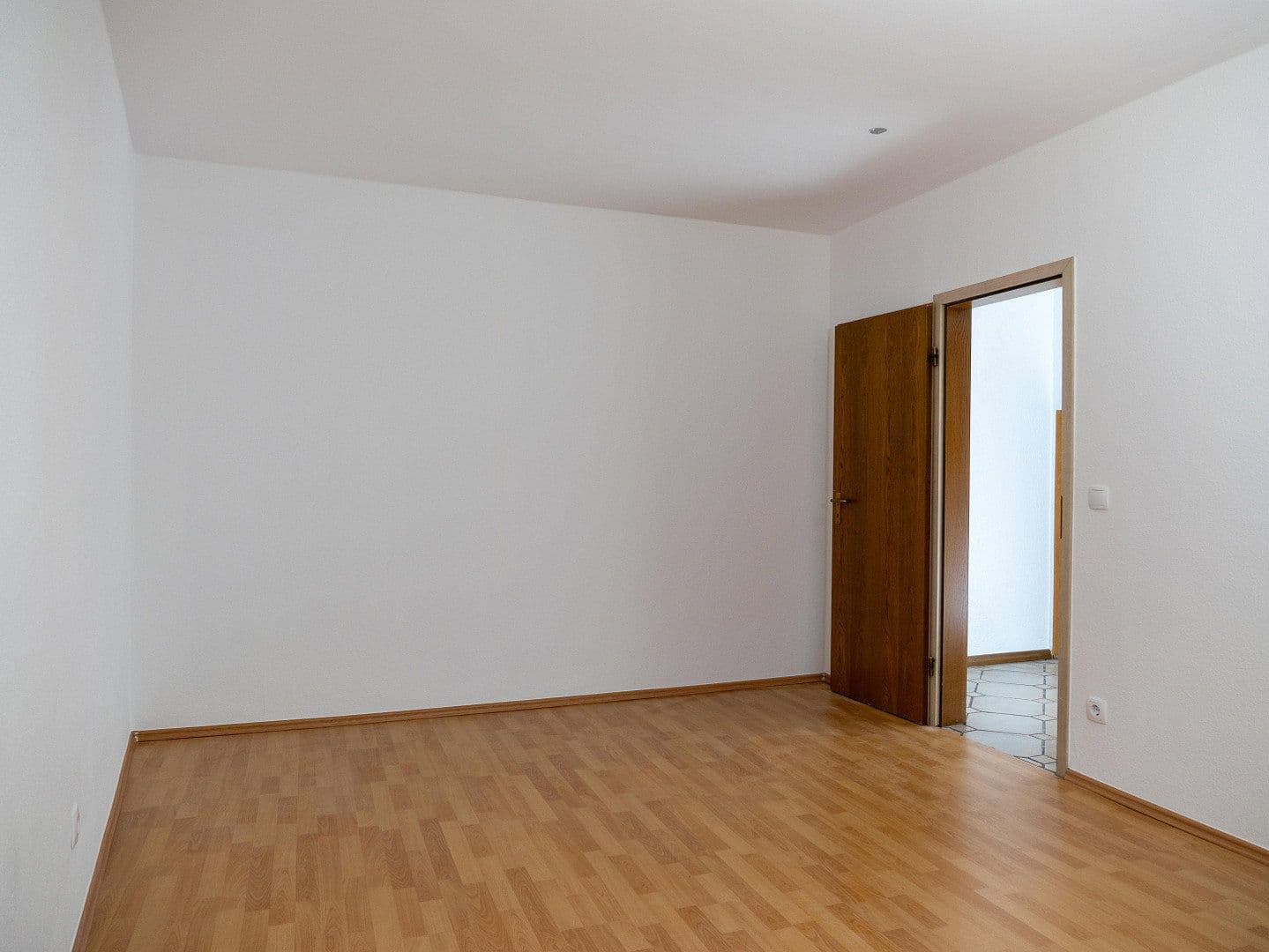 4 bedroom flat to rent, 91 m², Burgstraße 20, Duisburg, North Rhine-Westphalia 4 bedroom flat to rent, 91 m², Burgstraße 20, Duisburg, North Rhine-Westphalia