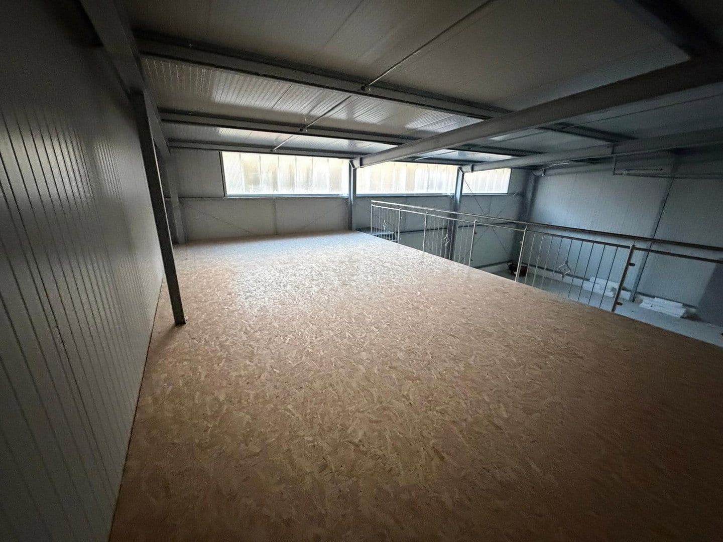 non-residential property to rent, 1,100 m², Zeilstraße 90, Buseck, Hesse non-residential property to rent, 1,100 m², Zeilstraße 90, Buseck, Hesse