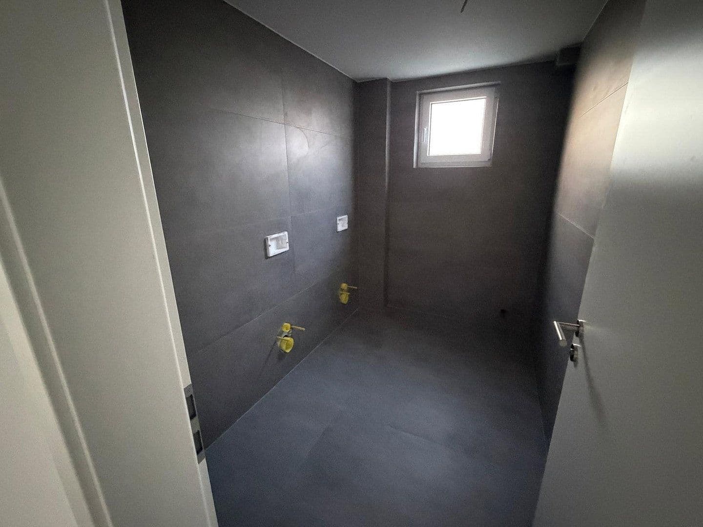 non-residential property to rent, 1,100 m², Zeilstraße 90, Buseck, Hesse non-residential property to rent, 1,100 m², Zeilstraße 90, Buseck, Hesse
