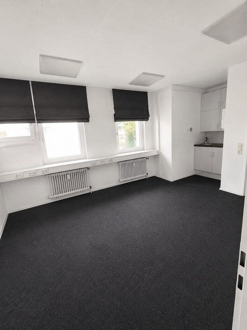 office to rent, 140 m², August-Ruf-Straße 16, Singen (Hohentwiel), Baden-Württemberg office to rent, 140 m², August-Ruf-Straße 16, Singen (Hohentwiel), Baden-Württemberg