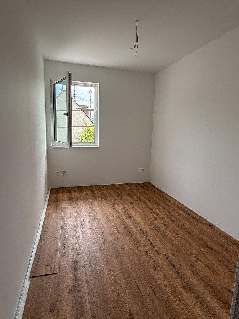 4 bedroom flat to rent, 77 m², Esslingen am Neckar, Baden-Württemberg 4 bedroom flat to rent, 77 m², Esslingen am Neckar, Baden-Württemberg