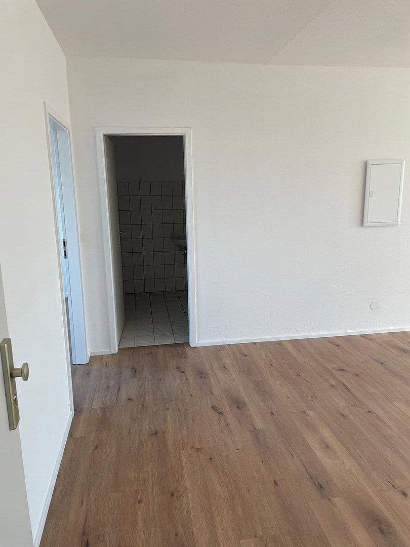 3 bedroom flat to rent, 75 m², Katharinenweg 18, Apolda, Thuringia 3 bedroom flat to rent, 75 m², Katharinenweg 18, Apolda, Thuringia