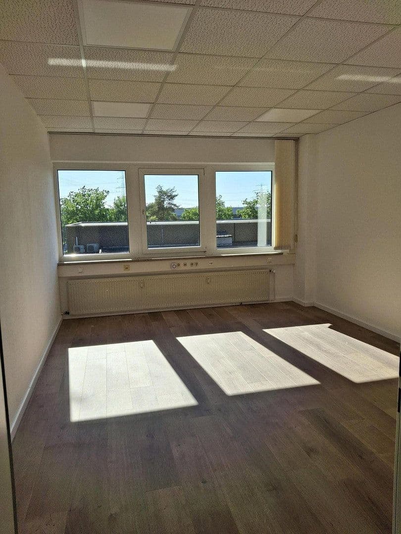 office to rent, 55 m², Oststrasse 122 B, Norderstedt, Schleswig-Holstein office to rent, 55 m², Oststrasse 122 B, Norderstedt, Schleswig-Holstein