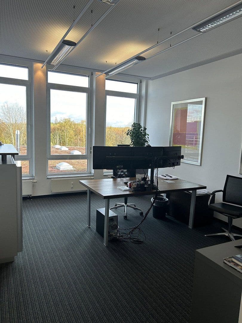 office to rent, 350 m², Elisabeth-Selbert-Str. 19, Langenfeld (Rheinland), North Rhine-Westphalia office to rent, 350 m², Elisabeth-Selbert-Str. 19, Langenfeld (Rheinland), North Rhine-Westphalia