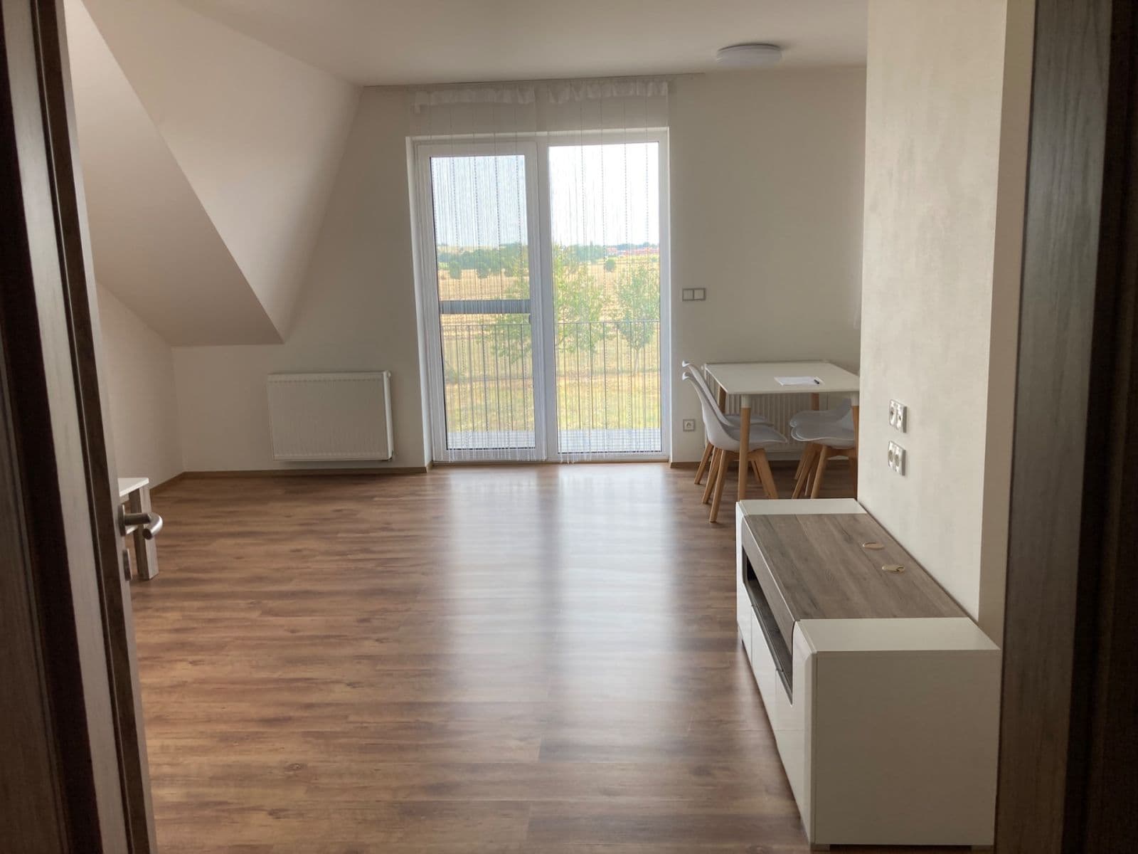 2 bedroom with open-plan kitchen flat to rent, 78 m², Ve Dvojích, Jiříkovice, Jihomoravský Region 2 bedroom with open-plan kitchen flat to rent, 78 m², Ve Dvojích, Jiříkovice, Jihomoravský Region