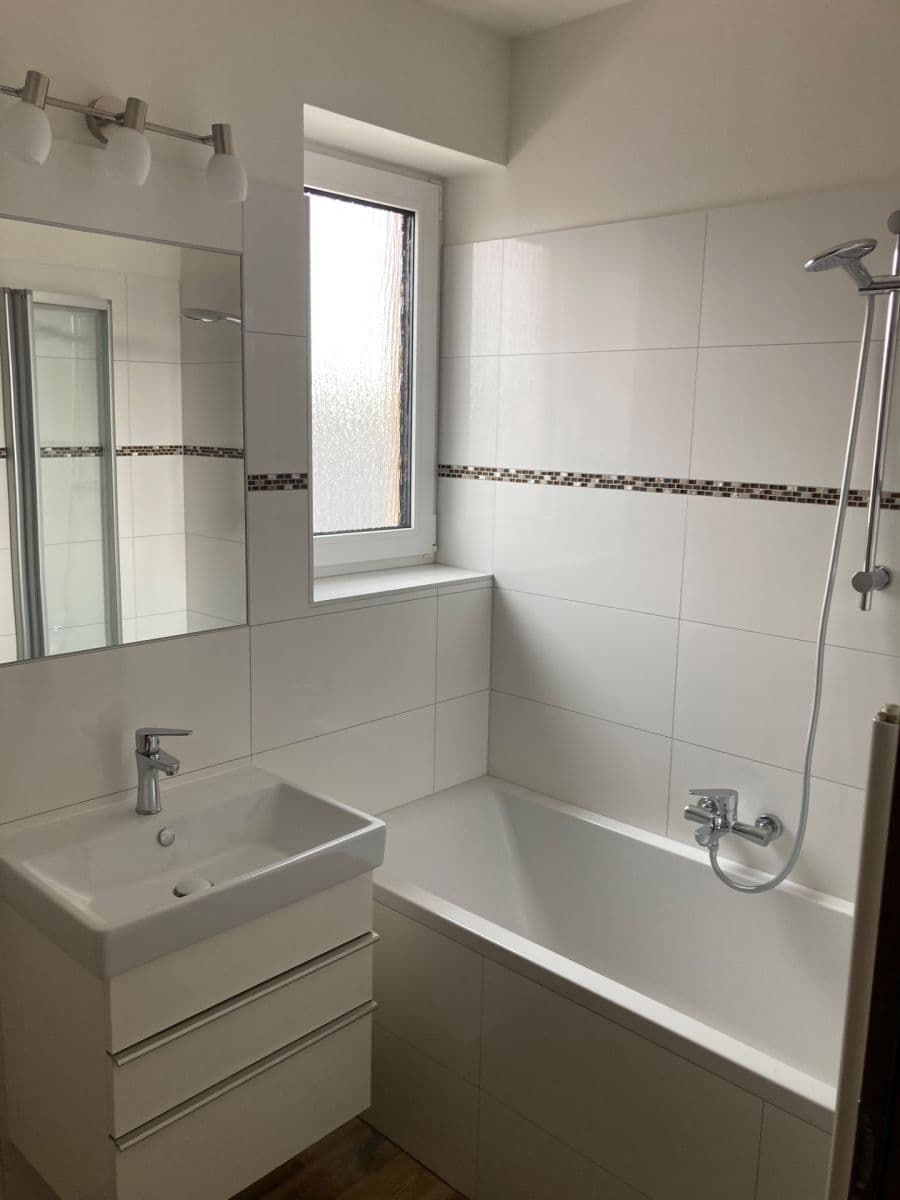 2 bedroom with open-plan kitchen flat to rent, 78 m², Ve Dvojích, Jiříkovice, Jihomoravský Region 2 bedroom with open-plan kitchen flat to rent, 78 m², Ve Dvojích, Jiříkovice, Jihomoravský Region