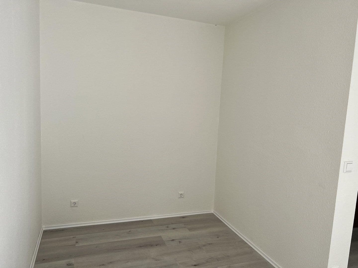 Studio flat to rent, 32 m², Braheweg 11-13, Pforzheim, Baden-Württemberg Studio flat to rent, 32 m², Braheweg 11-13, Pforzheim, Baden-Württemberg