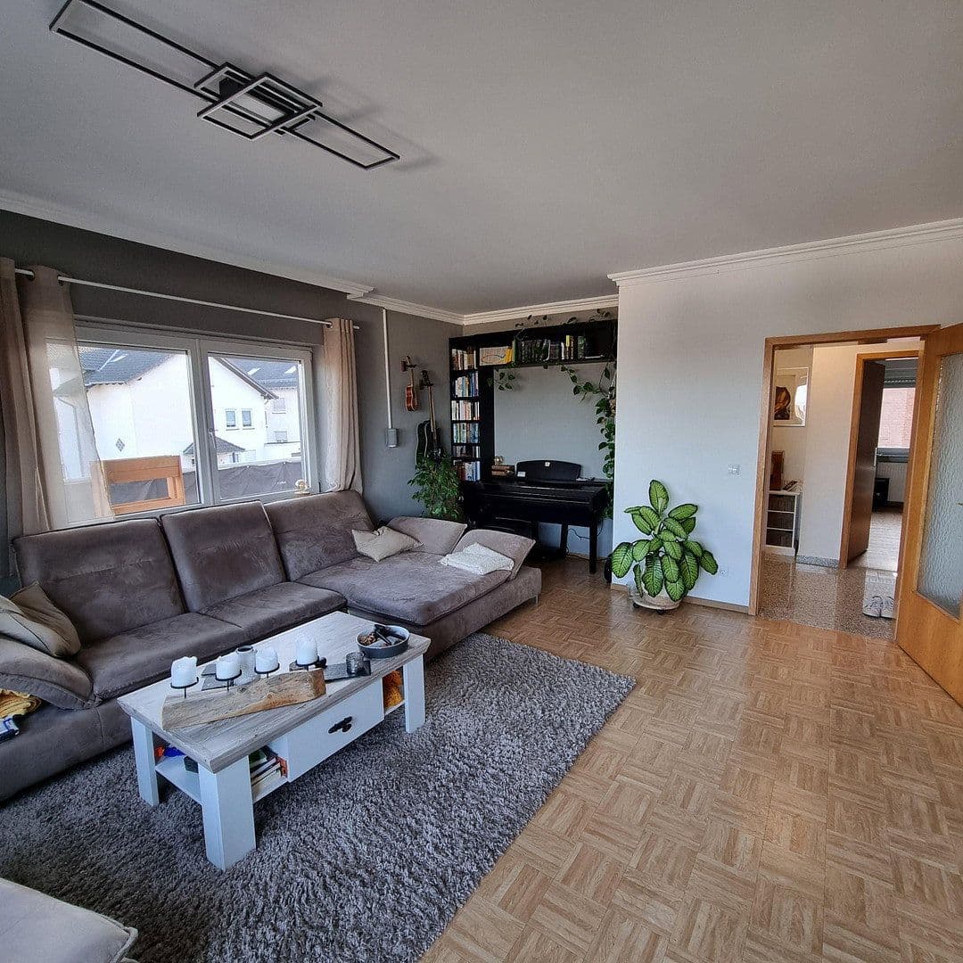 3 bedroom flat to rent, 98 m², Ettringen, Rhineland-Palatinate 3 bedroom flat to rent, 98 m², Ettringen, Rhineland-Palatinate