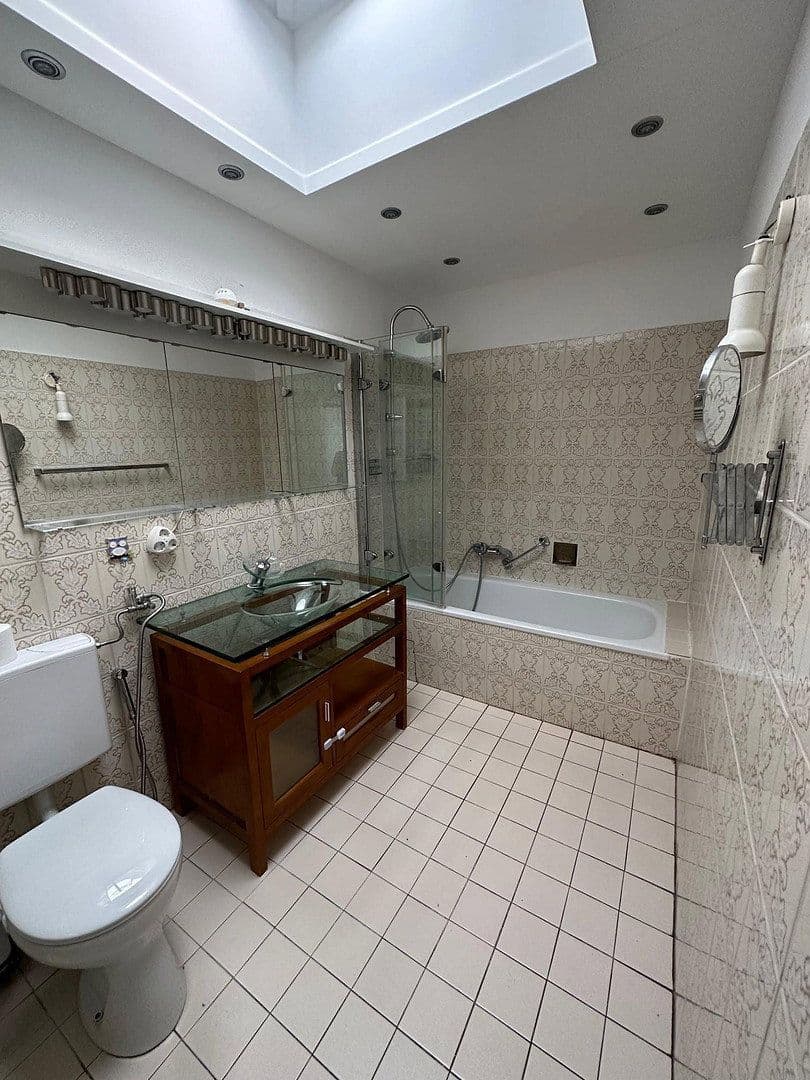 house to rent, 186 m², Frankfurt-Harheim, Hesse house to rent, 186 m², Frankfurt-Harheim, Hesse