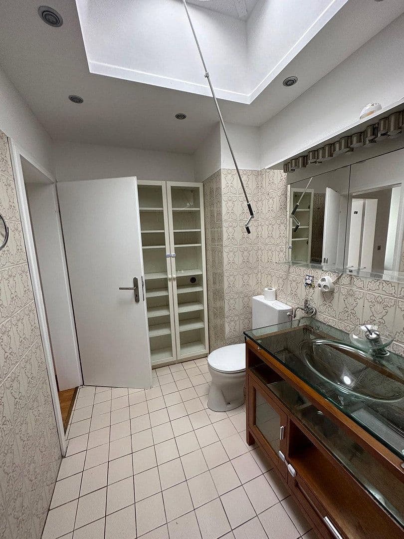 house to rent, 186 m², Frankfurt-Harheim, Hesse house to rent, 186 m², Frankfurt-Harheim, Hesse