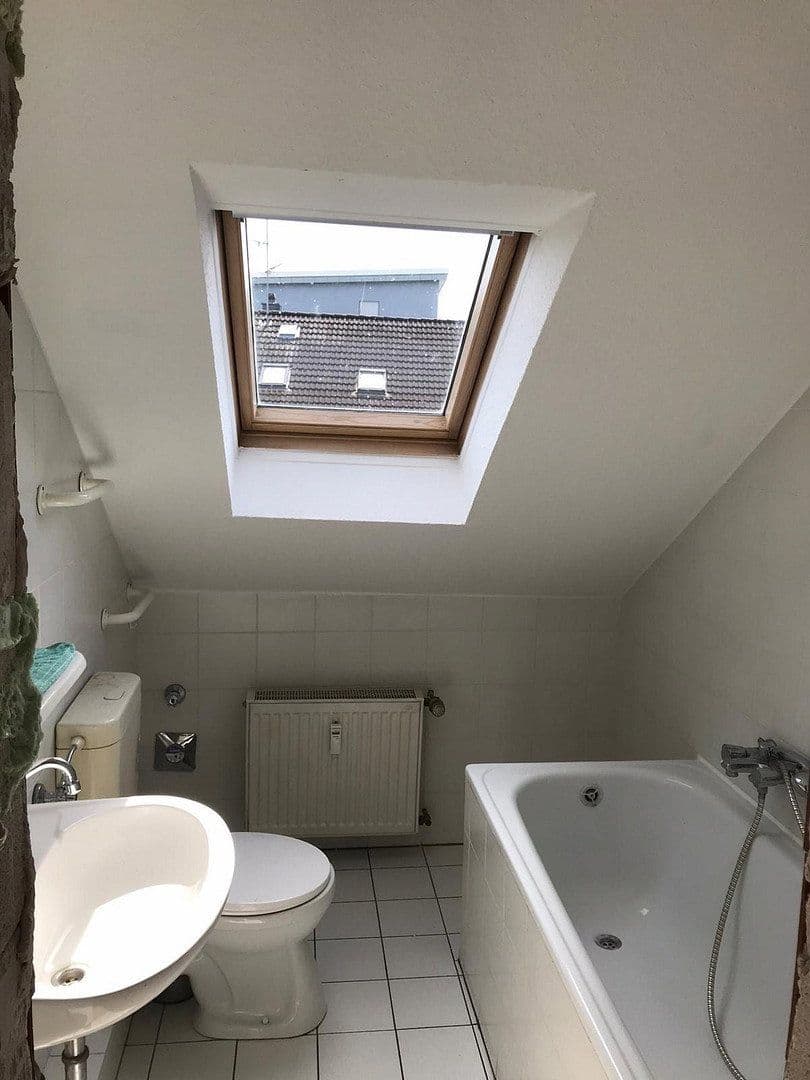 1 bedroom flat to rent, 33 m², Neuenweg 9, Bergisch Gladbach, North Rhine-Westphalia 1 bedroom flat to rent, 33 m², Neuenweg 9, Bergisch Gladbach, North Rhine-Westphalia