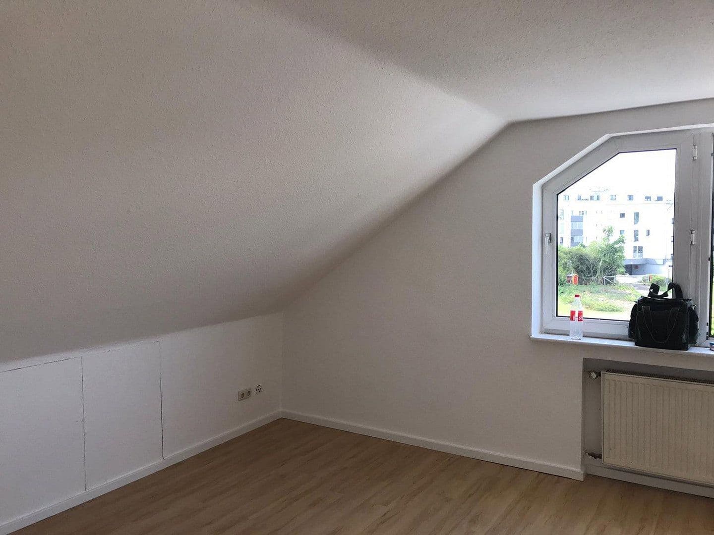 1 bedroom flat to rent, 33 m², Neuenweg 9, Bergisch Gladbach, North Rhine-Westphalia 1 bedroom flat to rent, 33 m², Neuenweg 9, Bergisch Gladbach, North Rhine-Westphalia