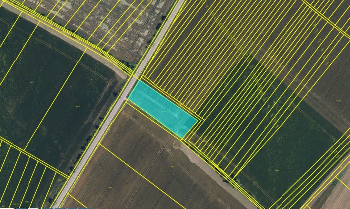 plot for sale, 98,208 m², Křelov-Břuchotín, Olomoucký Region plot for sale, 98,208 m², Křelov-Břuchotín, Olomoucký Region