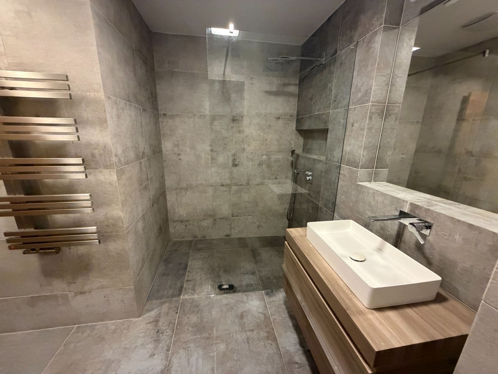 1 bedroom with open-plan kitchen flat to rent, 63 m², Belgická, Prague, Prague 1 bedroom with open-plan kitchen flat to rent, 63 m², Belgická, Prague, Prague