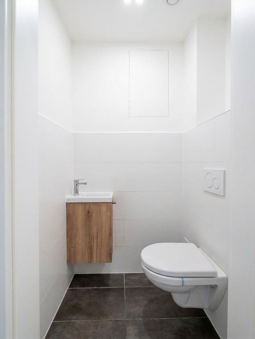2 bedroom flat to rent, 77 m², Československé armády, Hradec Králové, Královéhradecký Region 2 bedroom flat to rent, 77 m², Československé armády, Hradec Králové, Královéhradecký Region