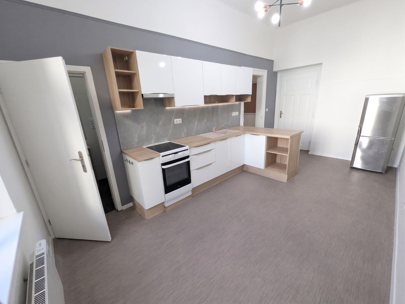 2 bedroom flat to rent, 77 m², Československé armády, Hradec Králové, Královéhradecký Region 2 bedroom flat to rent, 77 m², Československé armády, Hradec Králové, Královéhradecký Region